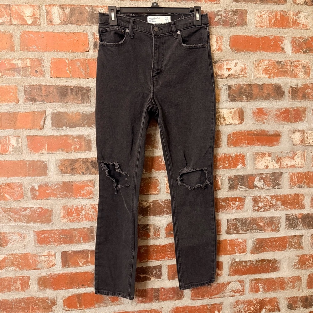 P52 - Abercrombie & Fitch Charcoal Skinny High Rise Jeans